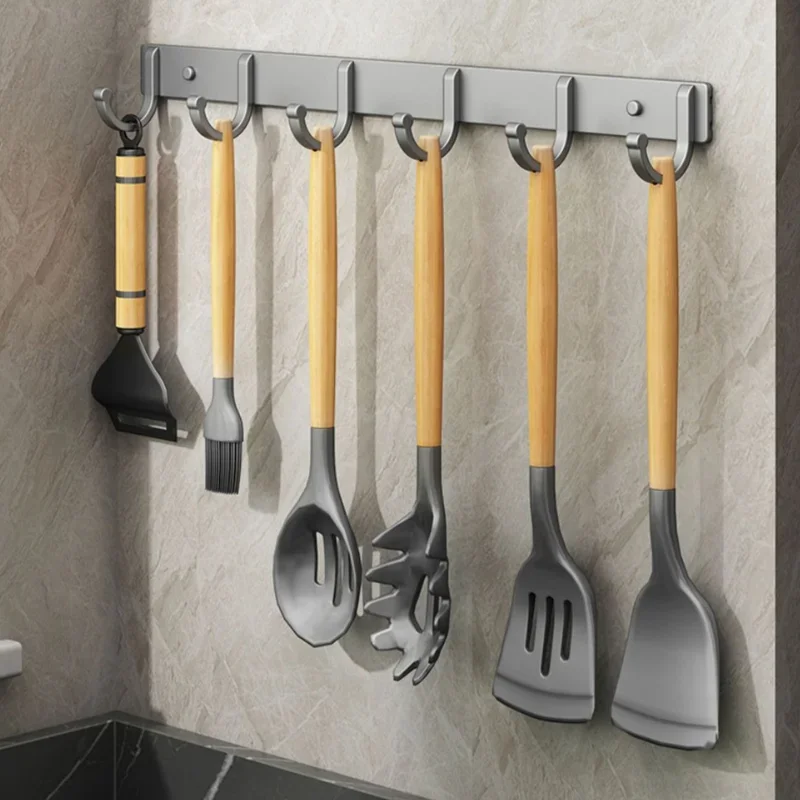 アルミ製壁掛けフックラック – 穴あけ不要の粘着式/ネジ固定 - Home Bathroom Organizer のレビューと価格